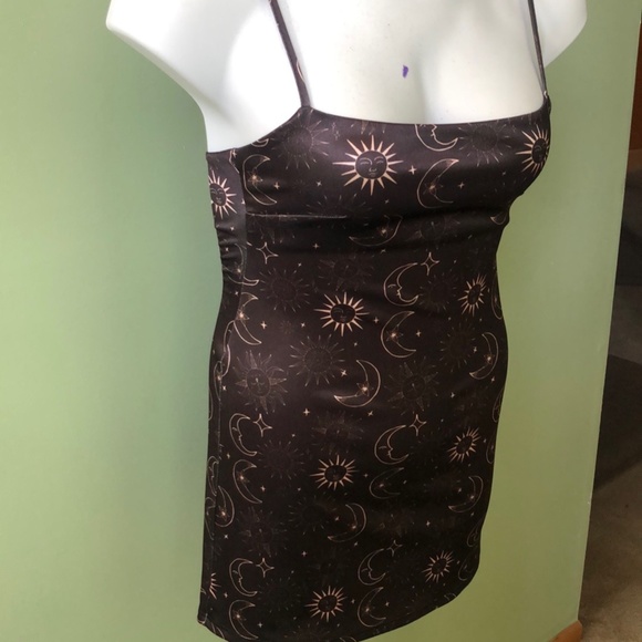 Urban Outfitters Ladies Black Celestial Sun Moon Stars Pullover Mini Dress S-p - Picture 3 of 16